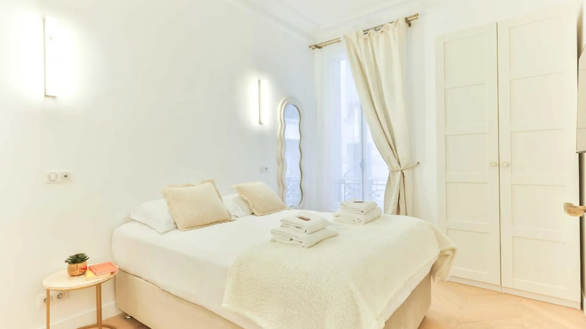 Apartment Ferienwohnung Charming 2Br - 6P - Eiffel Tower Paris